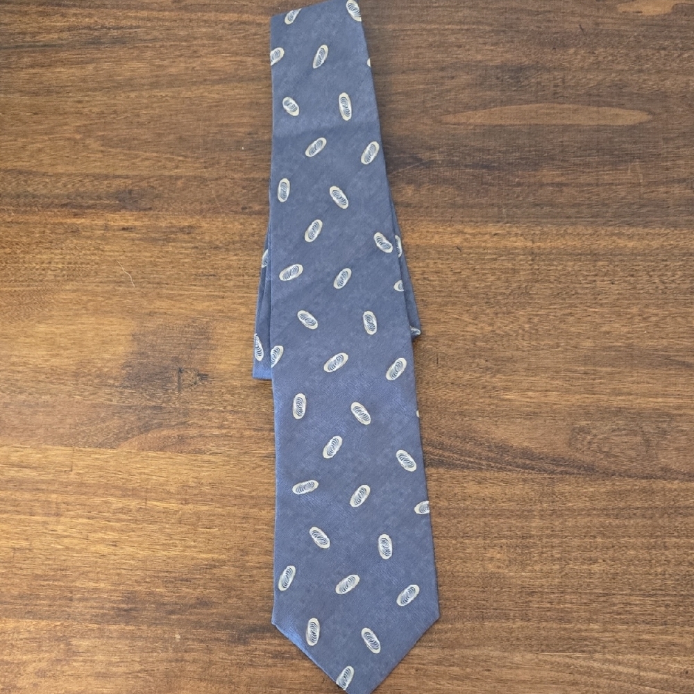 VanHeusen Blue Patterned Tie